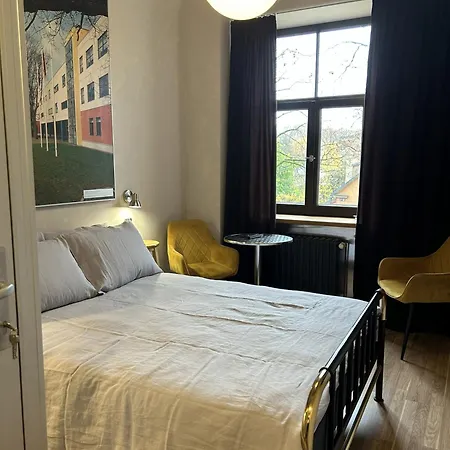 Reddoor 21 Freeparking 3*