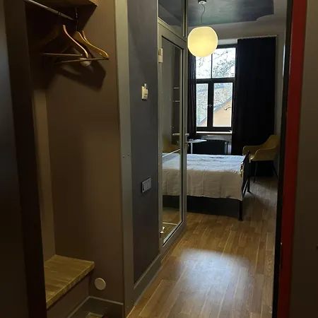 Апарт-готель Reddoor 21 Freeparking 3*