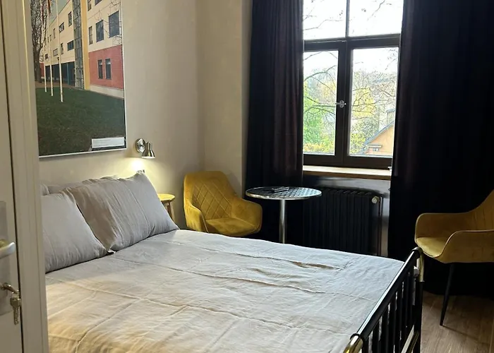 Reddoor 21 Freeparking 3*