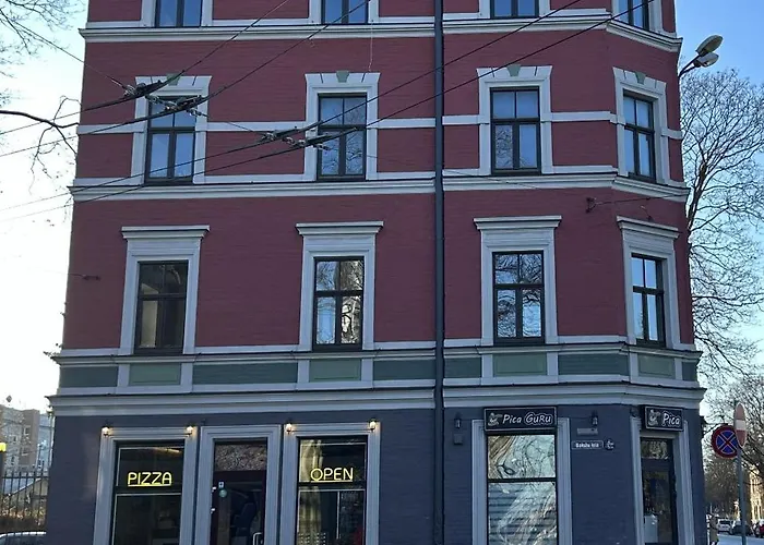 Reddoor 21 Freeparking